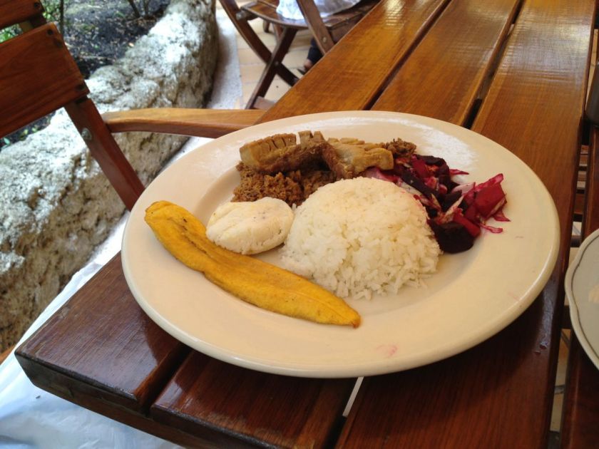 arroz platano churrasco carne